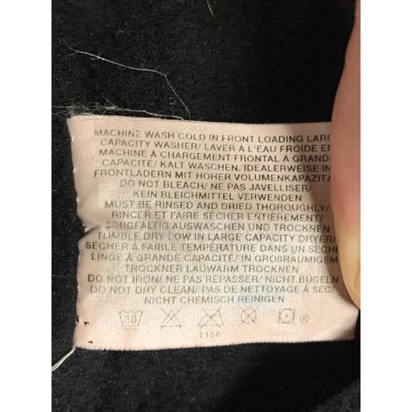 EUC GAP Red Vest Lined Insulated Size Small - Picture 10 of 10